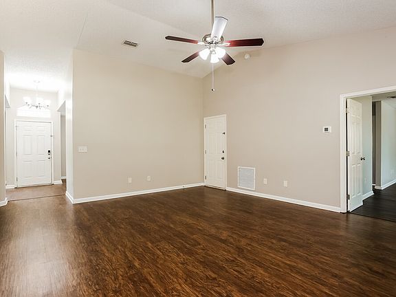 3rd image of 9260 Topohill Ct
