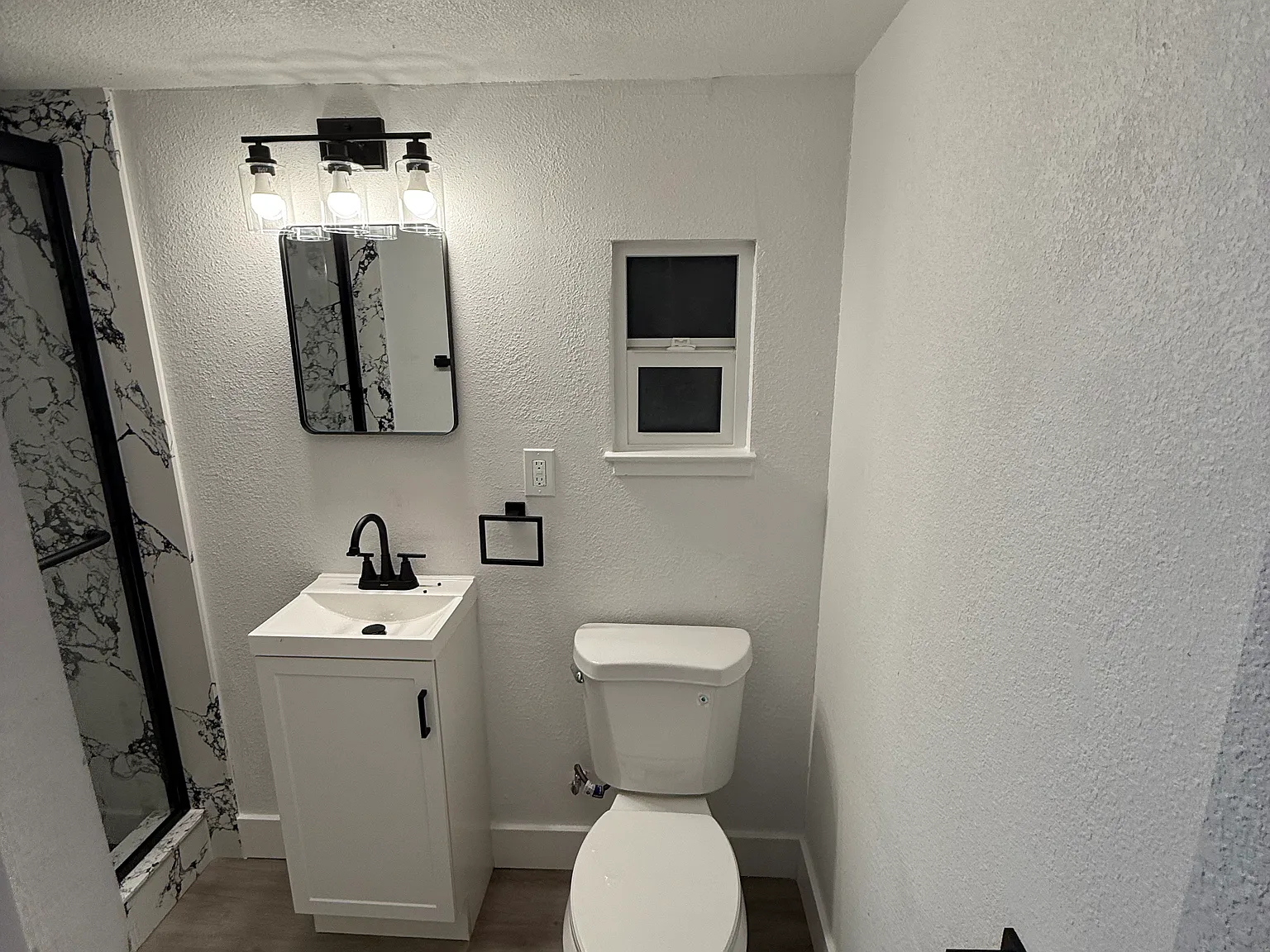 2 bed, 800 sqft, $1,599 — Photo 3