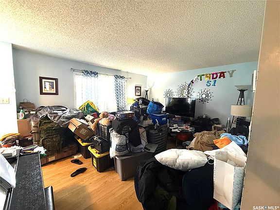 2nd image of 350 ROSE STREET