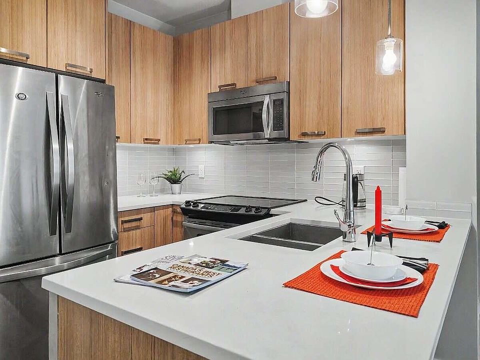 1st image of 15388 105th Ave #205