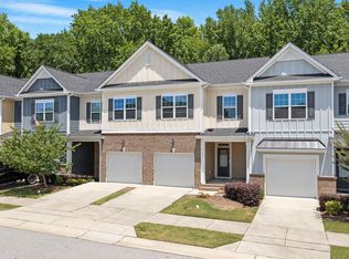 657 Briarcliff St, Apex, NC 27502