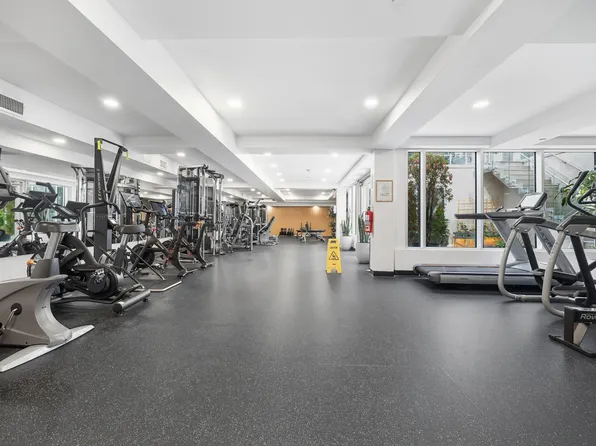 135 North 11th Street image 10 of 18