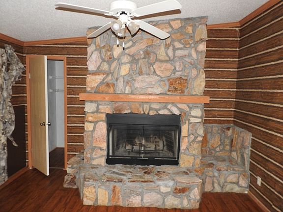 2nd image of 1125 Expansion Dr