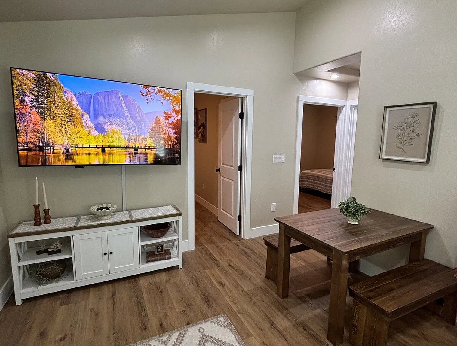 2 bed, 1.0 bath, $4,527 — Photo 1