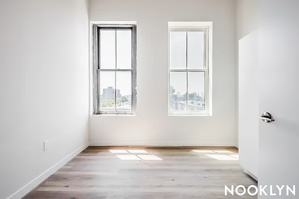 Rented by Nooklyn NYC LLC | media 53