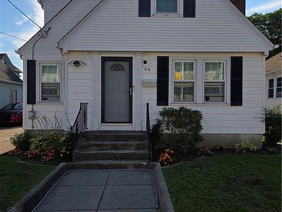2nd image of 94 Langdon St