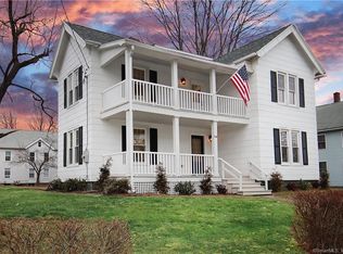 54 Chestnut St, Bristol, CT 06010