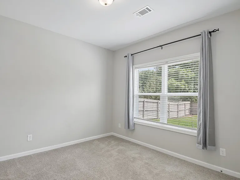 1121 Birchwood Dr — Photo 28