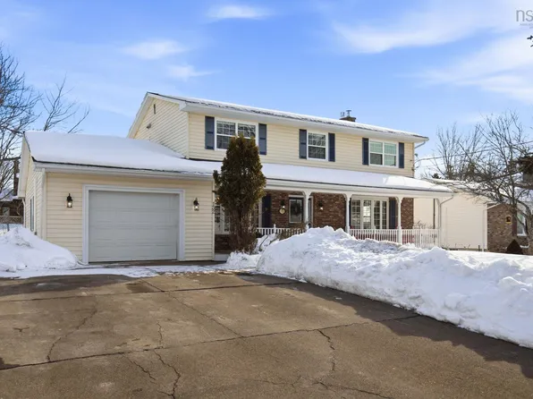 132 Abbey Ave, Truro, NS B2N 5W6
