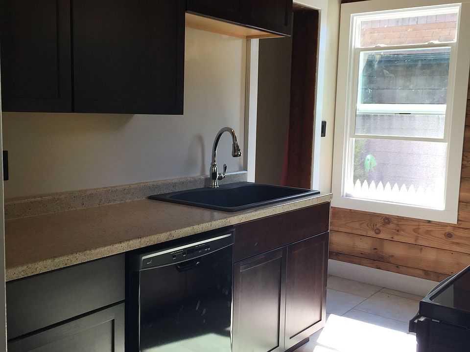 1st image of 1632 Greenwood Ave