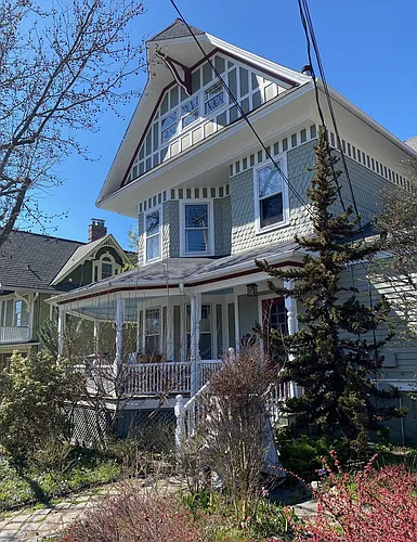 17 Villard Ave #2 Photo 1