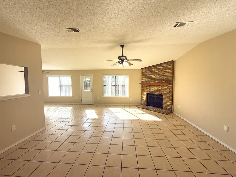 2109 Bellmeade Cir — Photo 3