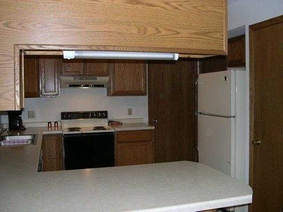5th image of 5402 Zadra St