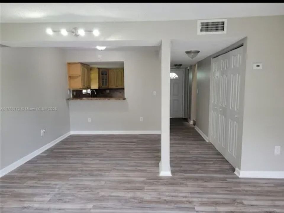 1st image of 11123 NW 7th St APT 203