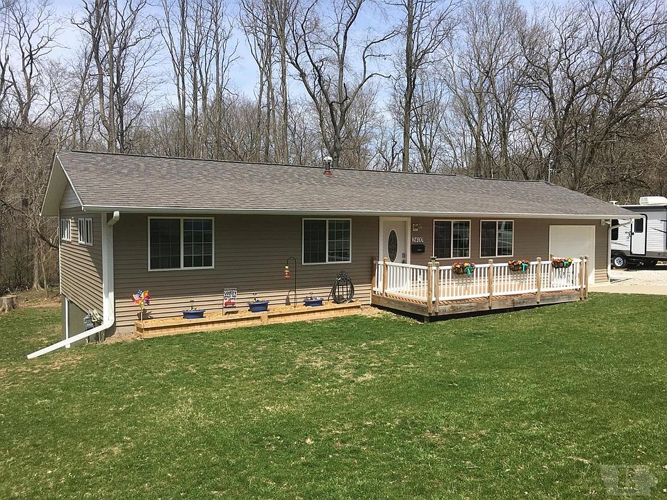 1st image of 2400 Amelia St
