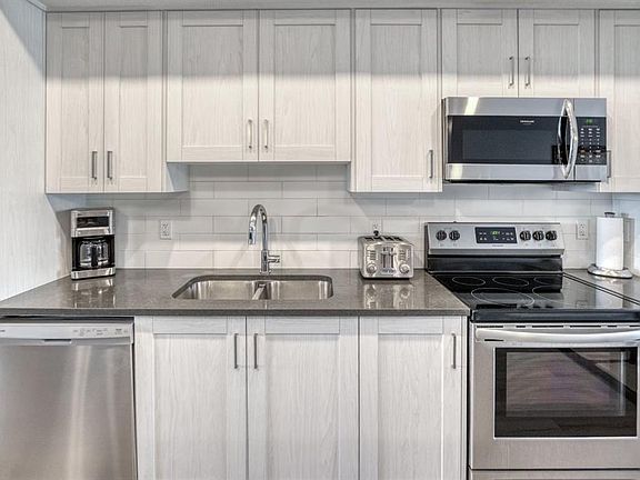 3rd image of 258 E Copperleaf Way SE