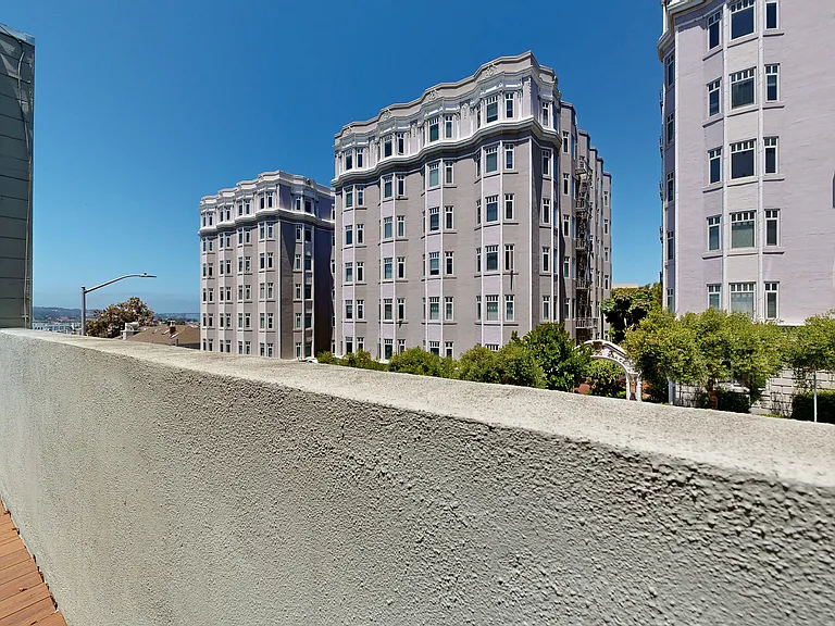 1305 Lombard St #1 — Photo 7