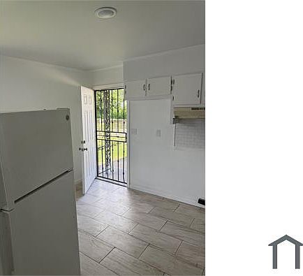 3rd image of 5209 Court P #B