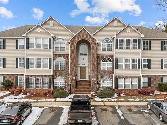 2nd image of 313 Mill Pond Dr #313
