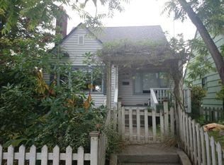 5922 34th Ave SW, Seattle, WA 98126