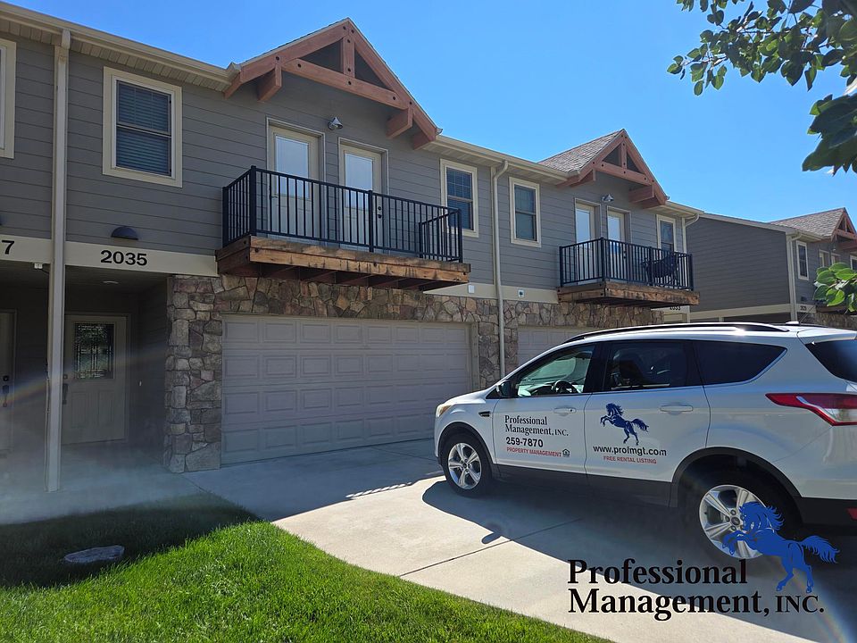 1st image of 2035 Lake Hills Dr