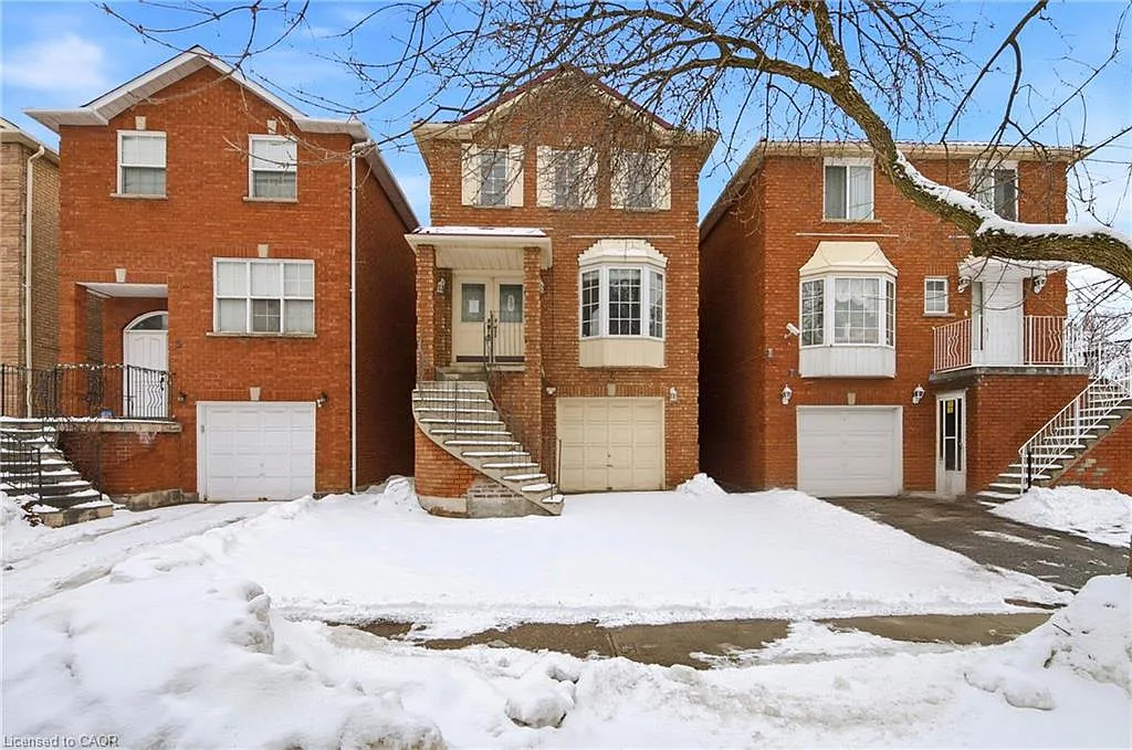 3 Forest Point Dr photo 1