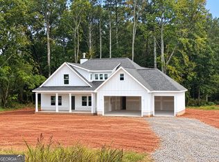 63 Nunnally Rd SE, Winder, GA 30680
