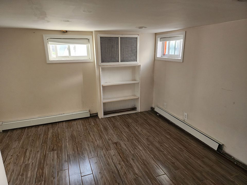 1st image of 22234 143rd Ave #222