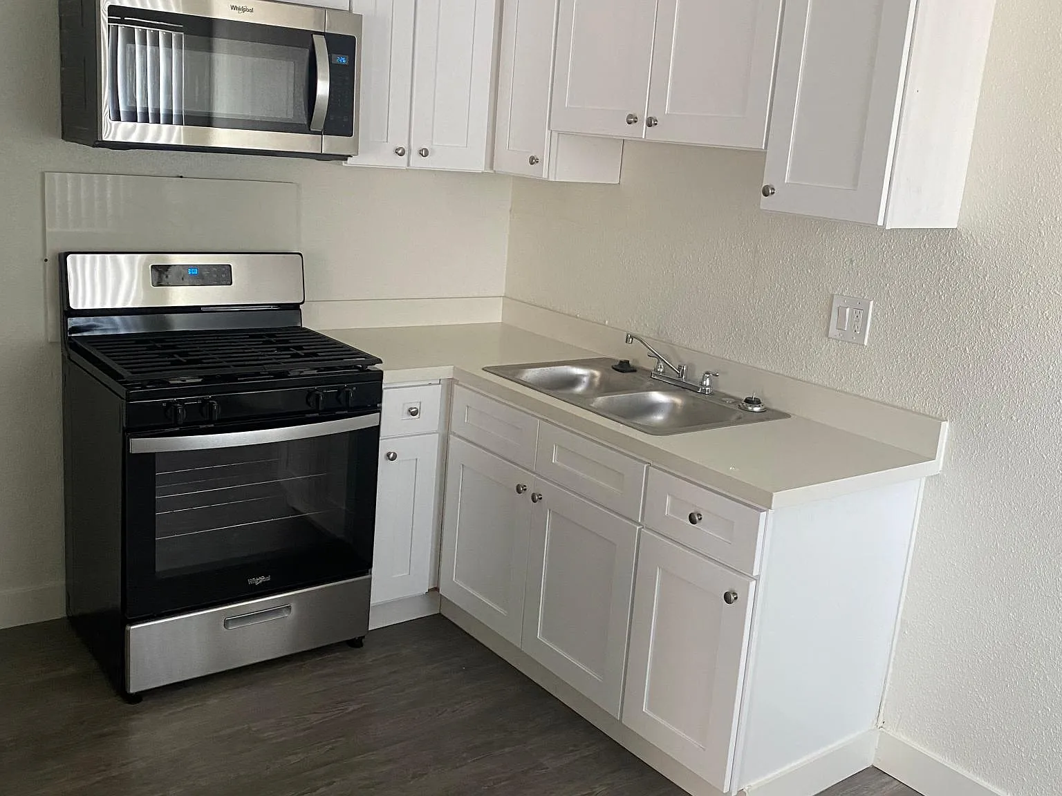 1 bed, 620 sqft, $1,900 — Photo 4