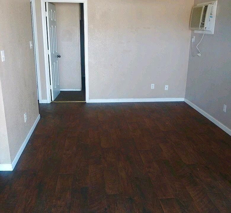 2nd image of 160 Reed Rd