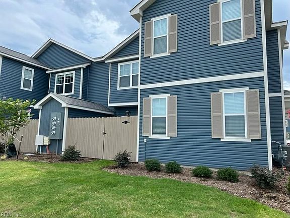 3rd image of 1728 Dresdon Ln
