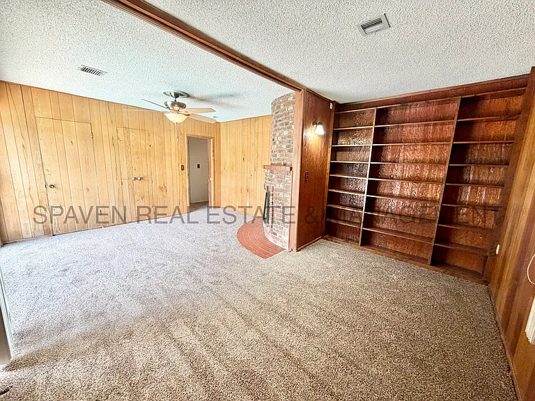 4750 El Molino Ave — Photo 8