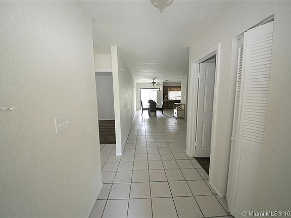 3rd image of 11609 NW 24th Ct