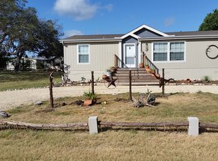 1429 Enchanted Riv, Bandera, TX 78003