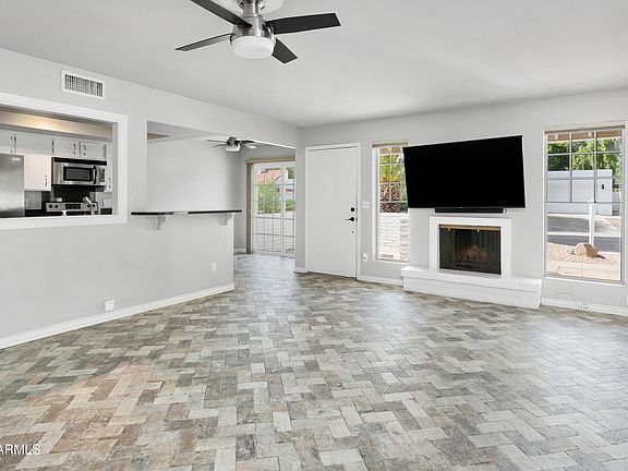 4th image of 628 E BOCA RATON Road