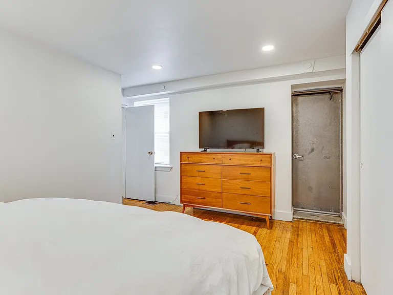 2213 Green St #B3 — Photo 12
