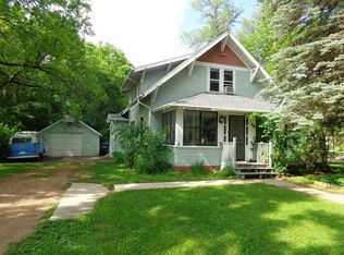 104 E 4th St, White, SD 57276
