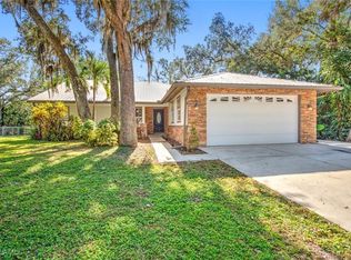 495 4th Ave, Labelle, FL 33935