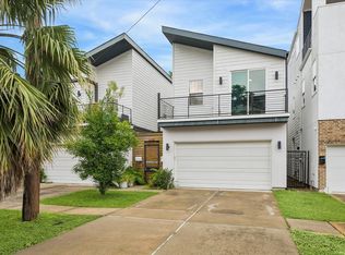 1609 Saint Charles St #B, Houston, TX 77003