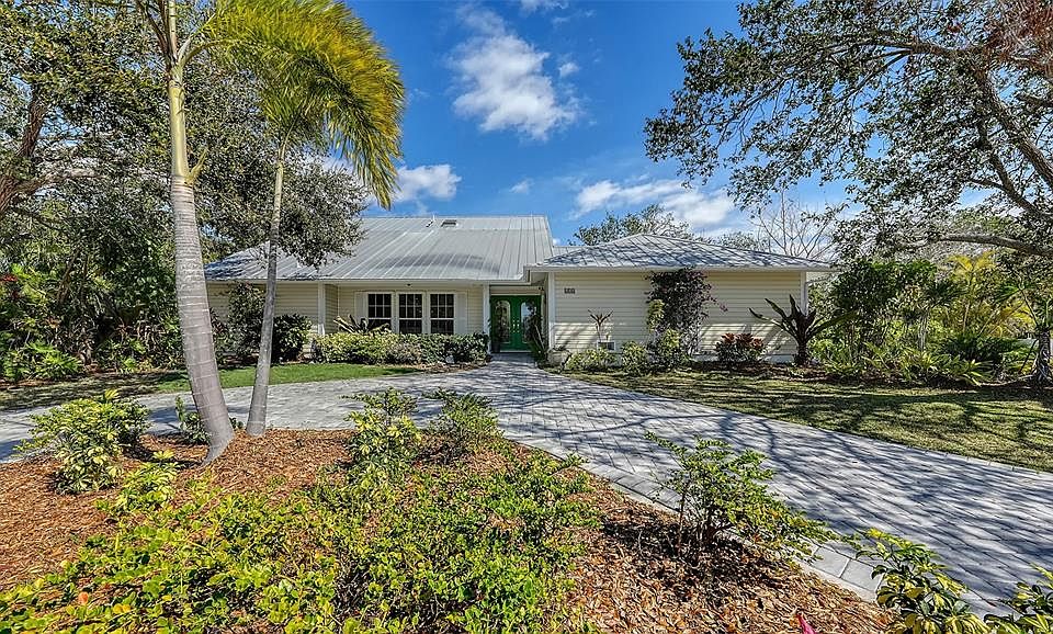 1st image of 614 Tropical Cir