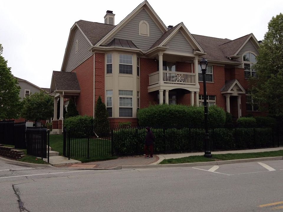 1st image of 6247 Lincoln Ave #2B
