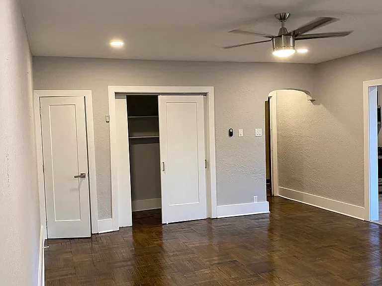45 E Cliveden St #49-306 — Photo 6