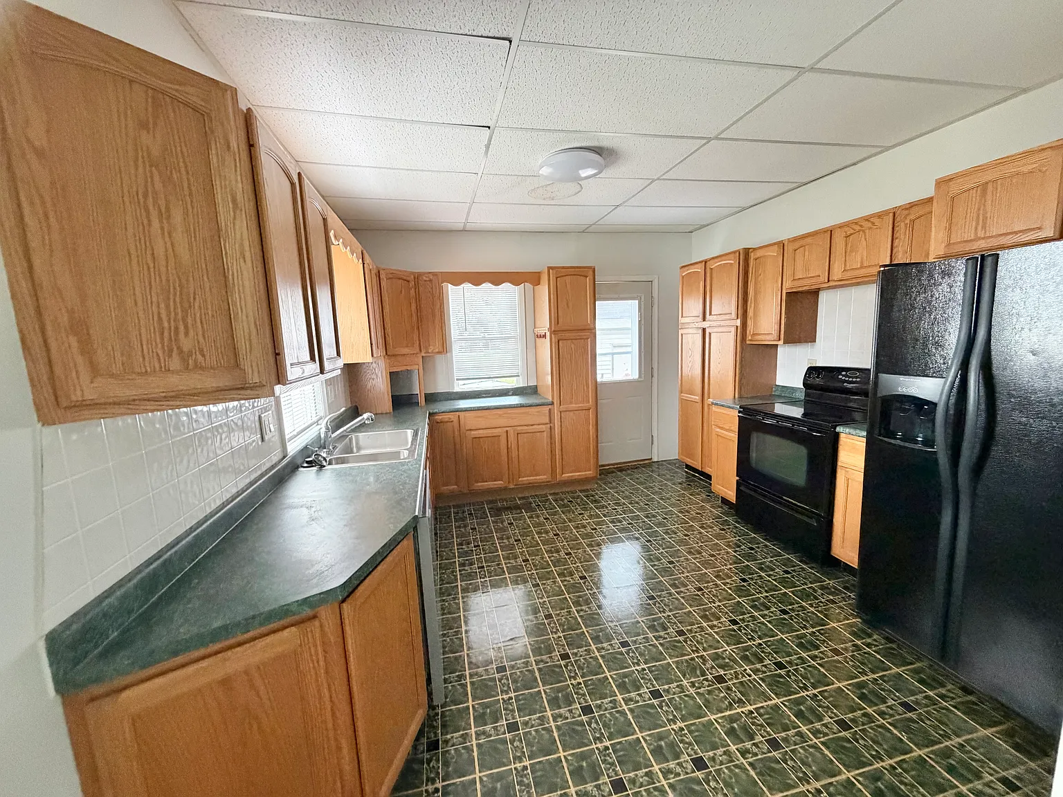 2 bed, 1500 sqft, $1,200 — Photo 1
