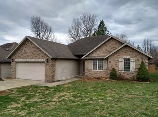 3356 W Sagamont St, Springfield, MO 65807