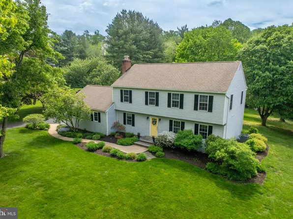 106 Manor Dr, Kennett Square, PA 19348