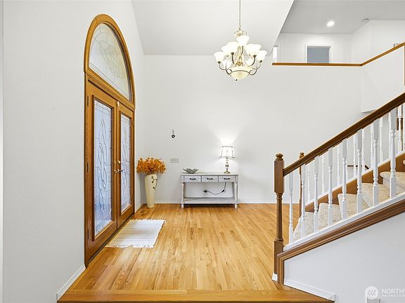 5th image of 13945 SE 159th Place