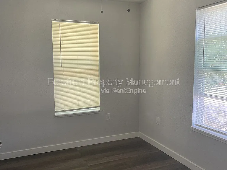 4818 Monterey St #202 — Photo 5