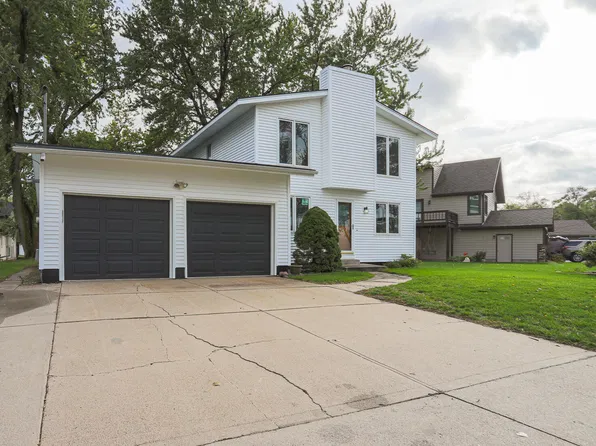 53 Lakewood Villa St, Council Bluffs, IA 51501