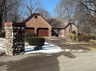 11725 Fairway Circle Dr, Dexter, MO 63841