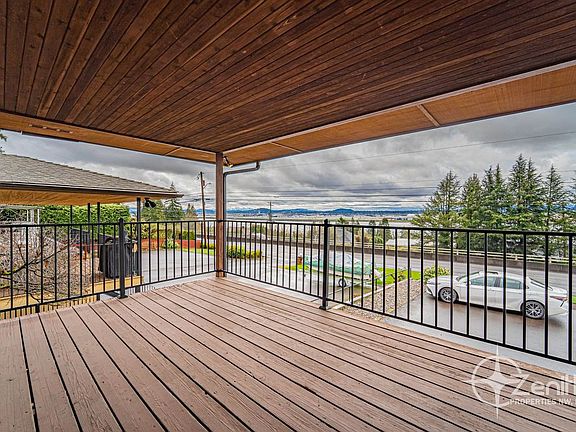 3rd image of 6418 E Evergreen Blvd #6418